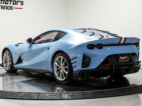 Used 2023 Ferrari 812 Competizione RWD image 11
