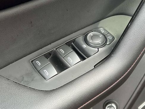 Used 2023 Chevrolet Blazer RS image 12