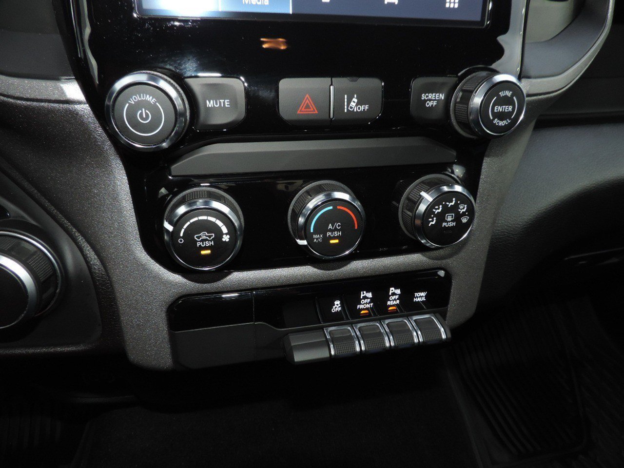 Used 2025 RAM 1500 Tradesman RWD image 23