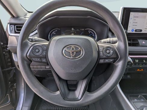 Used 2024 Toyota RAV4 XLE w/ Convenience Package image 14