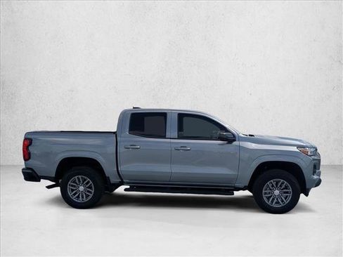 Used 2025 Chevrolet Colorado LT w/ Advanced Trailering Package RWD image 4