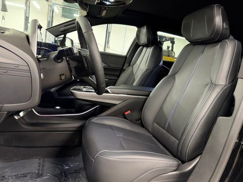 Certified 2024 Cadillac Lyriq Sport RWD image 5