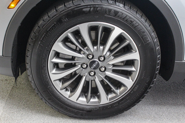 Used 2023 Lincoln Nautilus AWD w/ Premium Package image 11