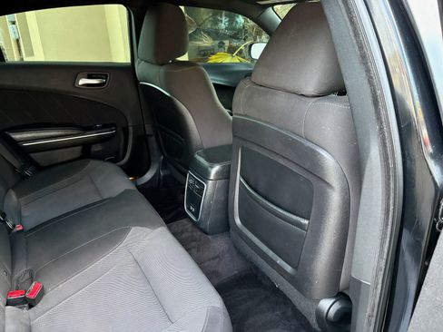 Used 2017 Dodge Charger SXT w/ Navigation & Travel Group image 20