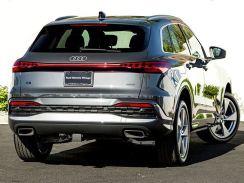 Used 2025 Audi Q5 Premium w/ Premium Plus AWD/4WD image 6