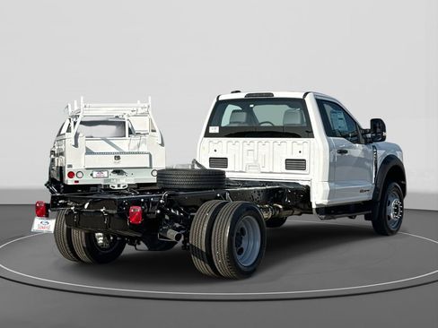 New 2026 Ford F450 XL w/ XL Chrome Package image 5