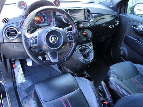 Used 2013 FIAT 500 Abarth w/ Comfort/Convenience Group image 4