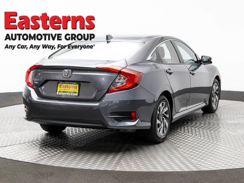 Used 2017 Honda Civic EX image 5