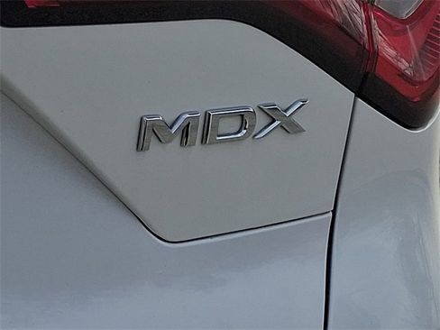 Certified 2023 Acura MDX SH-AWD w/ Technology Package image 36