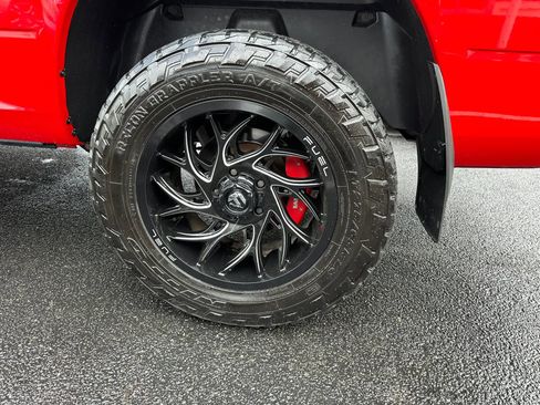 Used 2015 RAM 1500 Express image 10