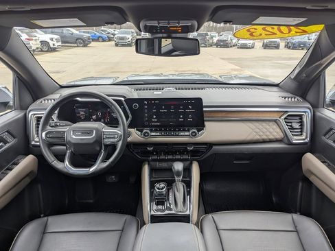 Used 2023 GMC Canyon Denali image 23