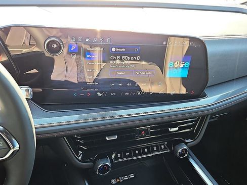 New 2026 Chevrolet Suburban RST w/ RST Capability Package AWD/4WD image 19