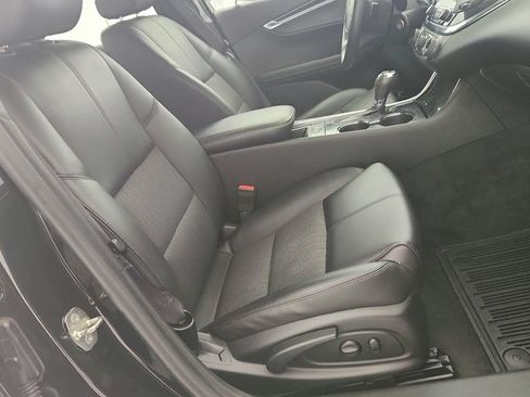 Certified 2016 Chevrolet Impala LT w/ Convenience Package FWD image 27