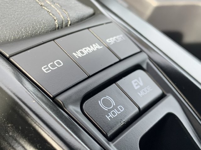 Used 2026 Toyota Camry SE FWD image 28