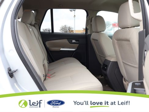 Used 2013 Ford Edge SE image 28