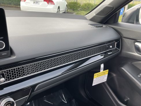 Used 2026 Honda Civic Sport image 24