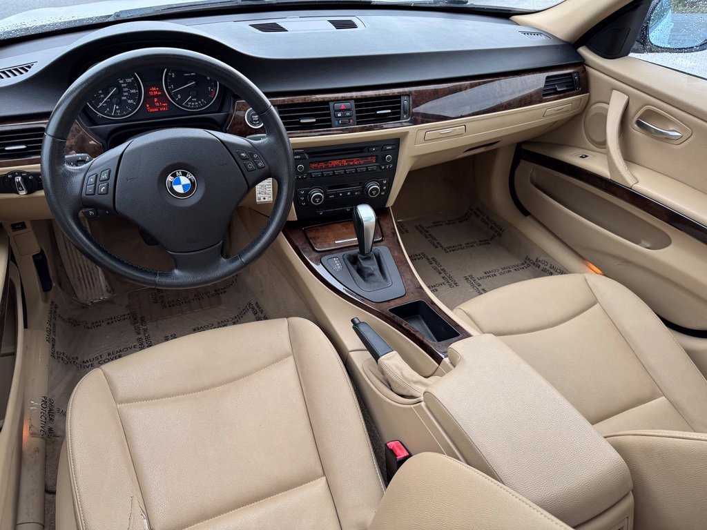 Used 2009 BMW 328i xDrive Sedan AWD/4WD image 14