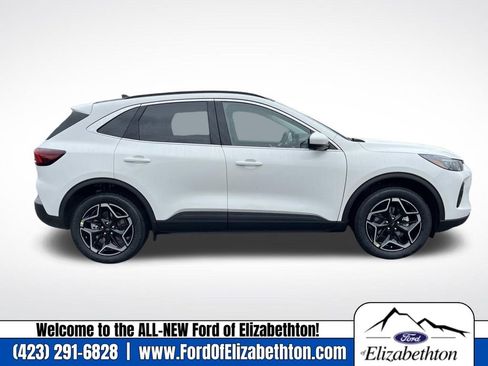 New 2026 Ford Escape Platinum w/ Premium Technology Package image 2