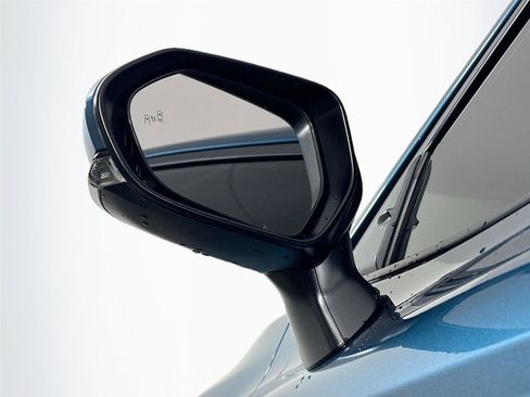 Certified 2025 Toyota Camry SE image 5