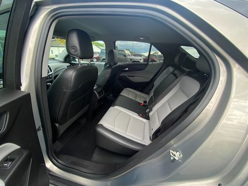Used 2018 Chevrolet Equinox Premier image 24