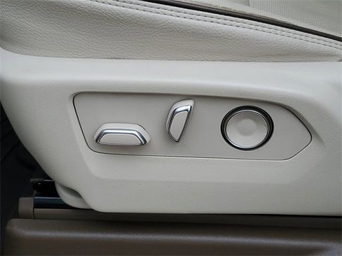 Used 2021 GMC Yukon Denali w/ Denali Ultimate Package image 7