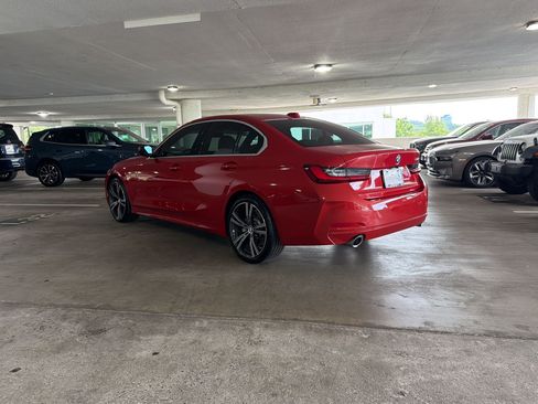 Certified 2024 BMW 330i Sedan RWD image 3