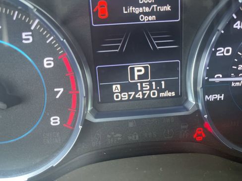 Used 2018 Subaru Forester 2.5i Premium w/ Popular Package #3B image 5