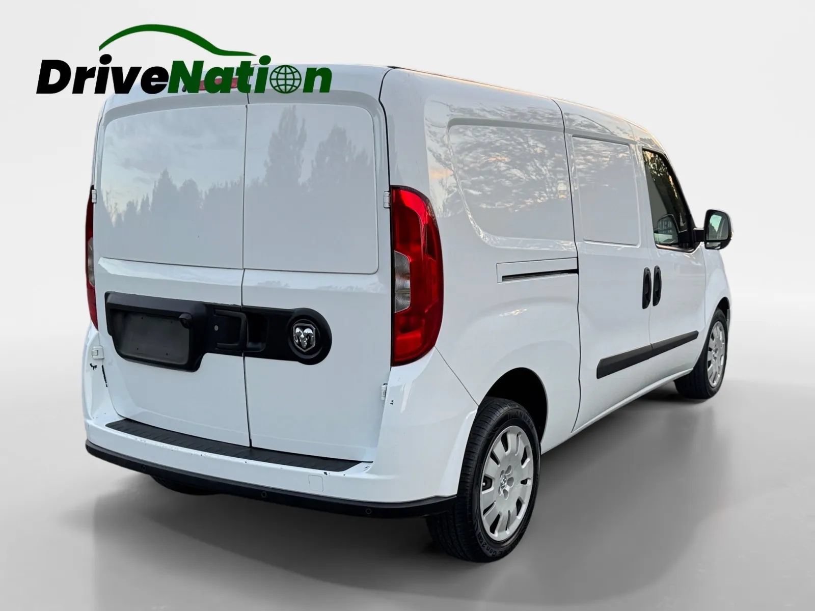 Used 2021 RAM ProMaster City Tradesman SLT FWD image 5