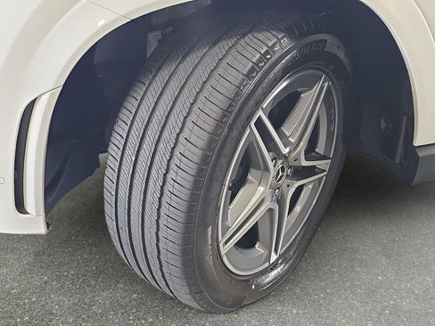 Used 2023 Mercedes-Benz GLE 450 4MATIC image 31