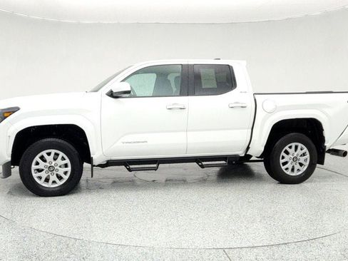 Used 2024 Toyota Tacoma TRD Sport image 8