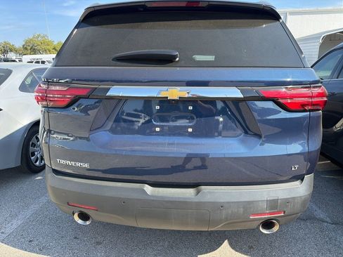 Used 2023 Chevrolet Traverse LT image 7