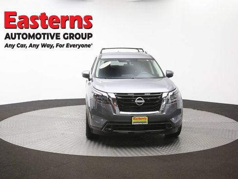 Used 2024 Nissan Pathfinder SV AWD/4WD image 50