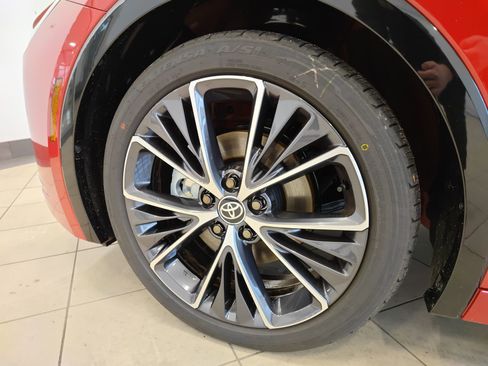 New 2026 Toyota Prius XLE image 10