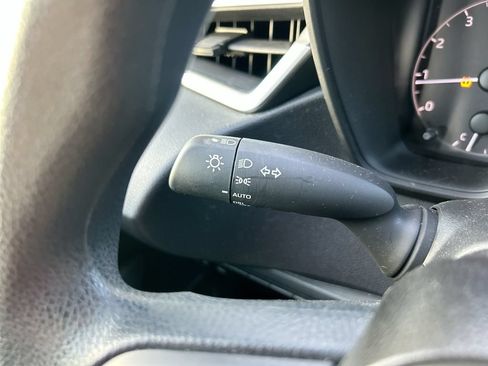 Used 2023 Toyota Corolla LE FWD image 19