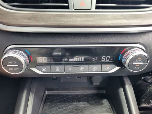 New 2025 Nissan Altima 2.5 SV w/ SV Special Edition Package image 24