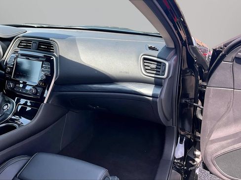 Certified 2023 Nissan Maxima Platinum w/ Sport Mat Group FWD image 14