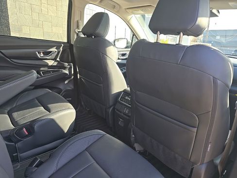 Certified 2025 Subaru Ascent Limited image 37