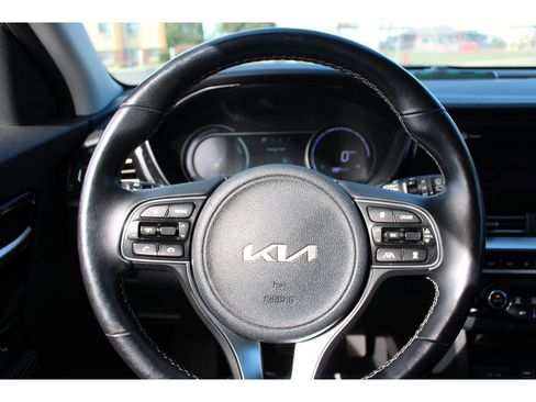 Used 2022 Kia Niro EX w/ Cold Weather Package image 20