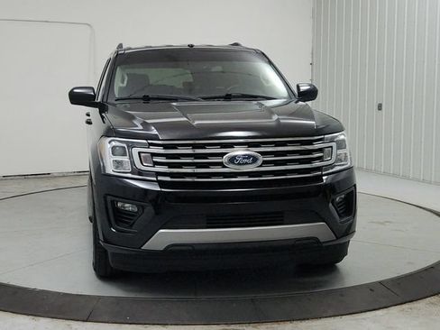 Used 2019 Ford Expedition Max XLT RWD image 3