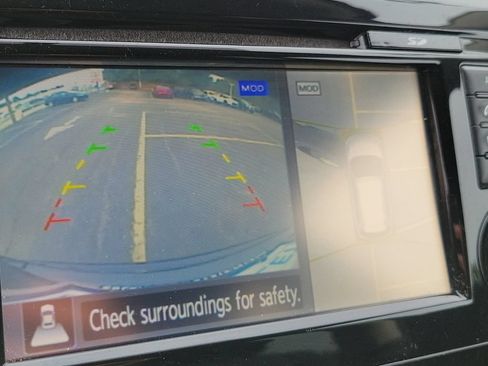 Used 2016 Nissan Rogue AWD image 29