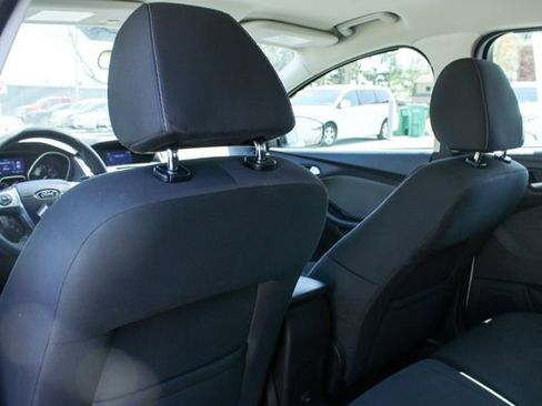 Used 2014 Ford Focus SE image 30