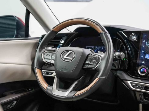 Used 2024 Lexus RX 350 Premium w/ Convenience Package FWD image 15