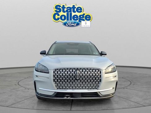 Used 2026 Lincoln Corsair Premiere image 2