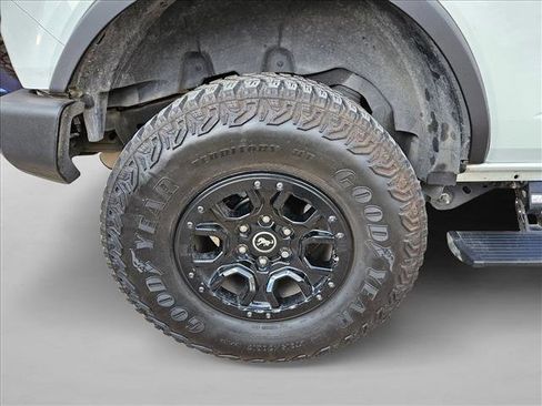 Certified 2022 Ford Bronco Wildtrak image 25