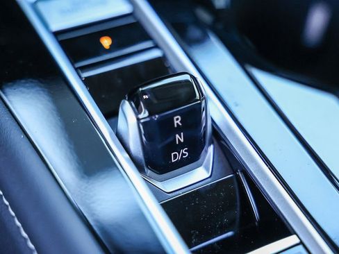 New 2026 Volkswagen Atlas SE image 39