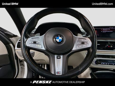Used 2021 BMW 740i 740i w/ M Sport Package image 6