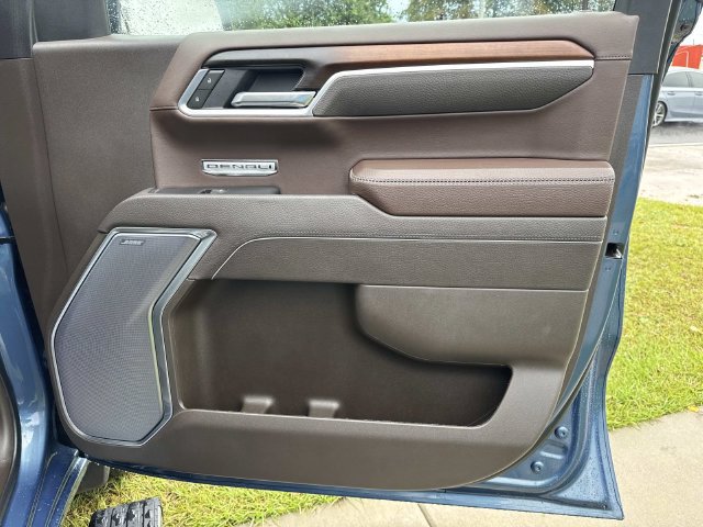 Used 2025 GMC Sierra 1500 Denali AWD/4WD image 14