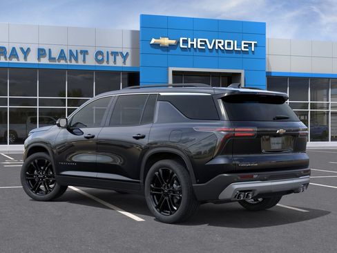 New 2026 Chevrolet Traverse LT w/ Driver Confidence Package FWD image 3