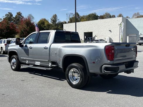 New 2026 Chevrolet Silverado 3500 High Country image 7