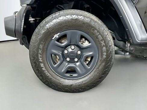 Used 2024 Jeep Wrangler Sport image 28